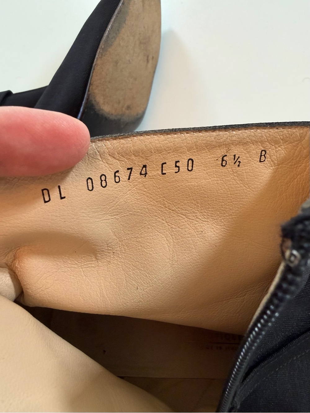 Vintage Salvatore Ferragamo Belted Ankle Boots 6.5B Made in Italy - Picture 10 of 13